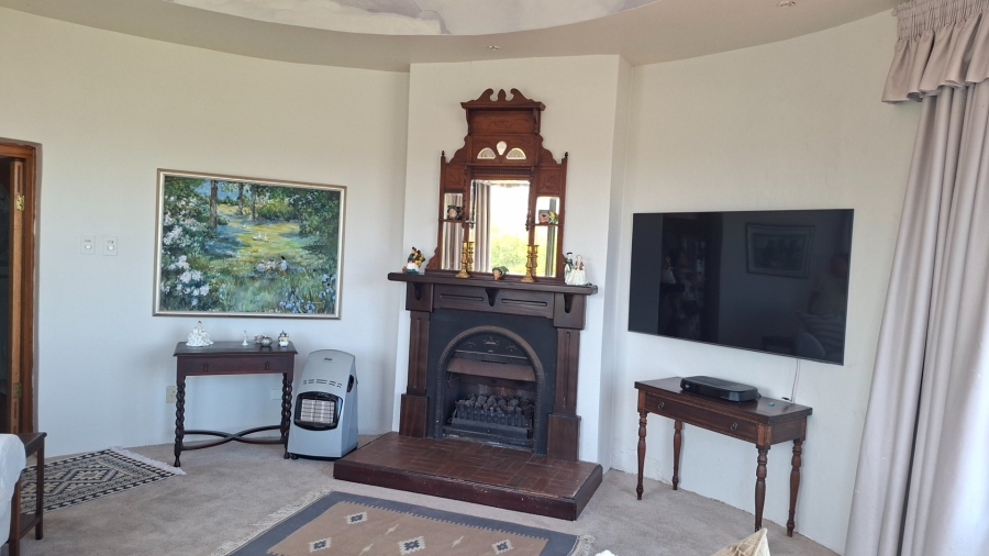 5 Bedroom Property for Sale in Blue Bend Eastern Cape